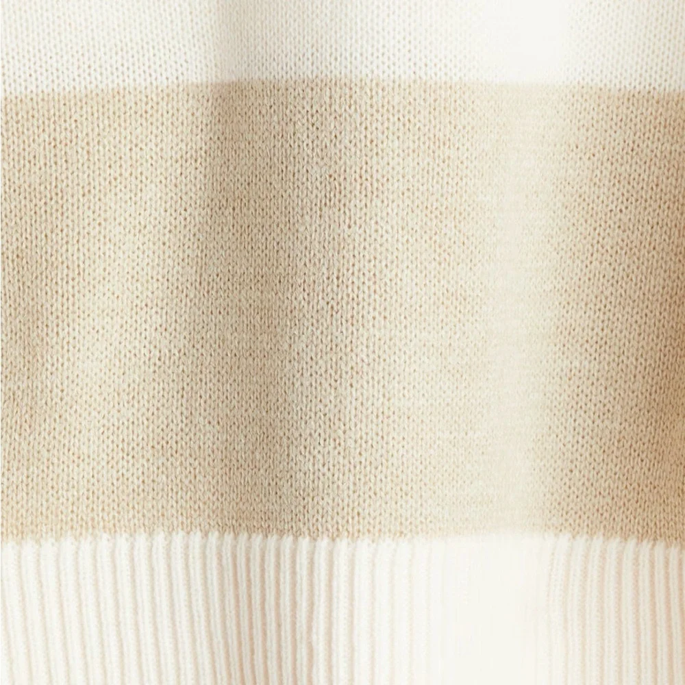 Striped Cream and Tan Sweater
Brand New H&M
Size XXXL but fits like XL - Picture 2 of 3